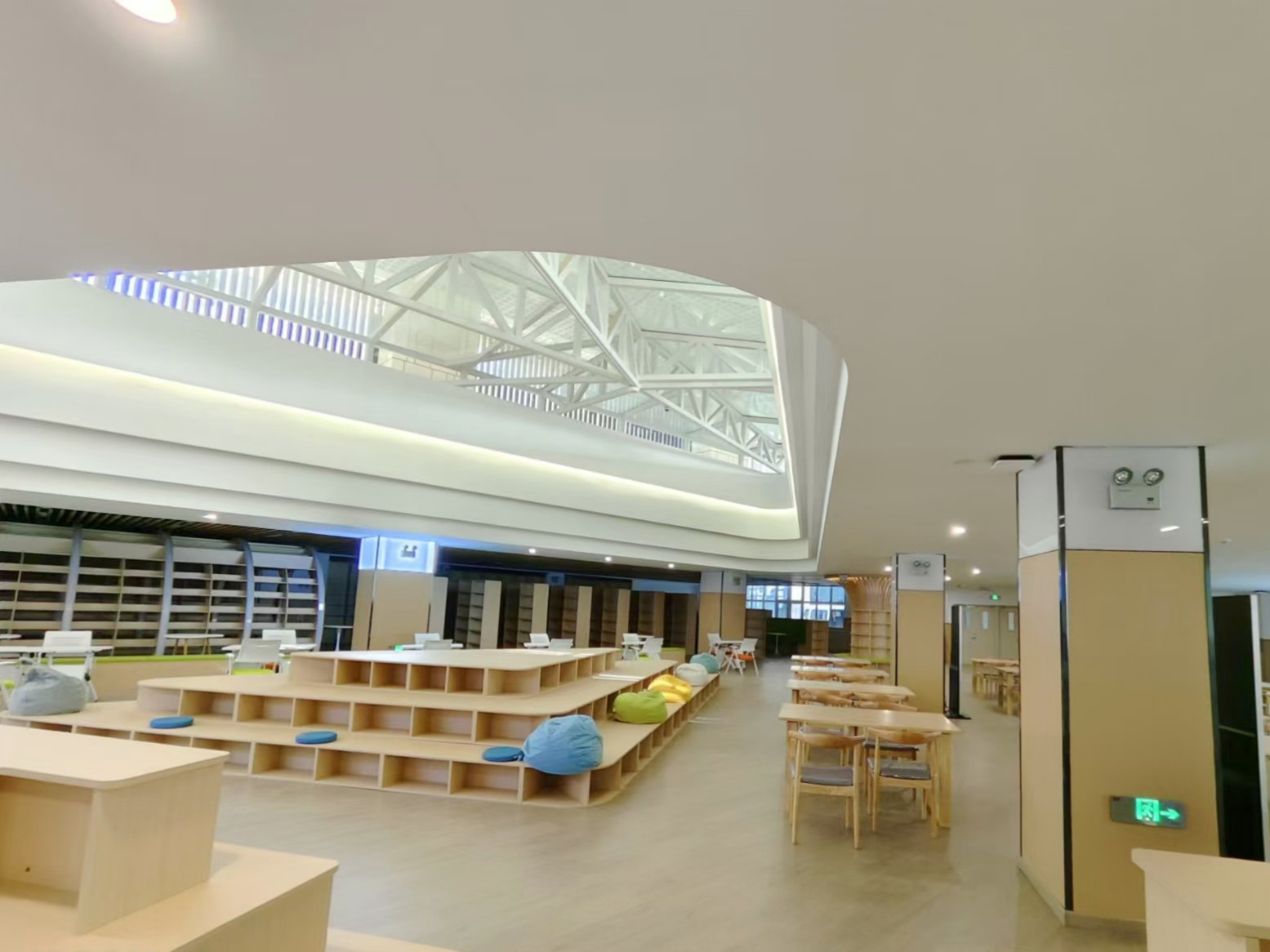 威廉希尔案例 | 锚定未来，助力南川中学打造西部教育数字化新标杆！